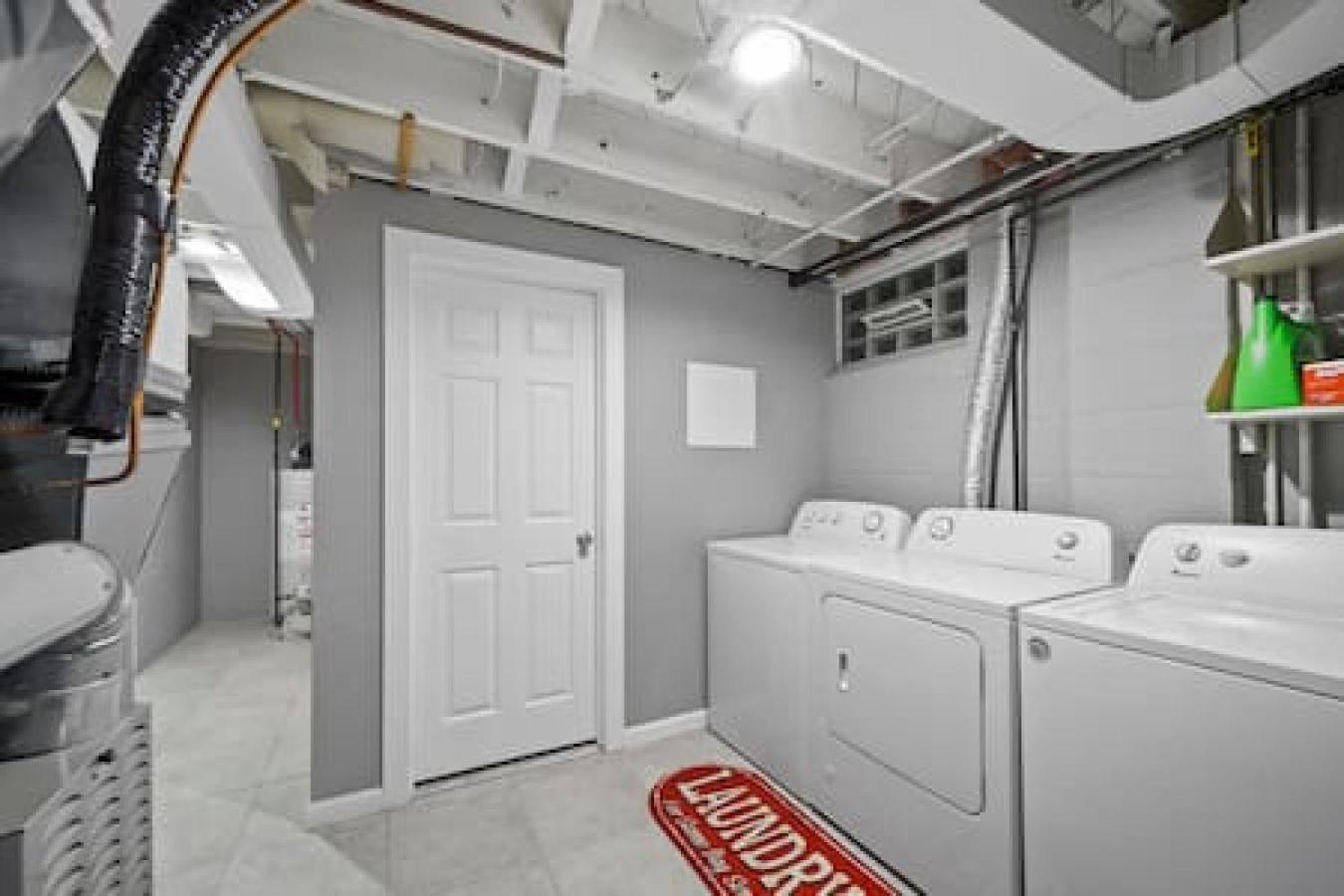 Urban Elegance Retreat In Downtown Rochester Exterior photo